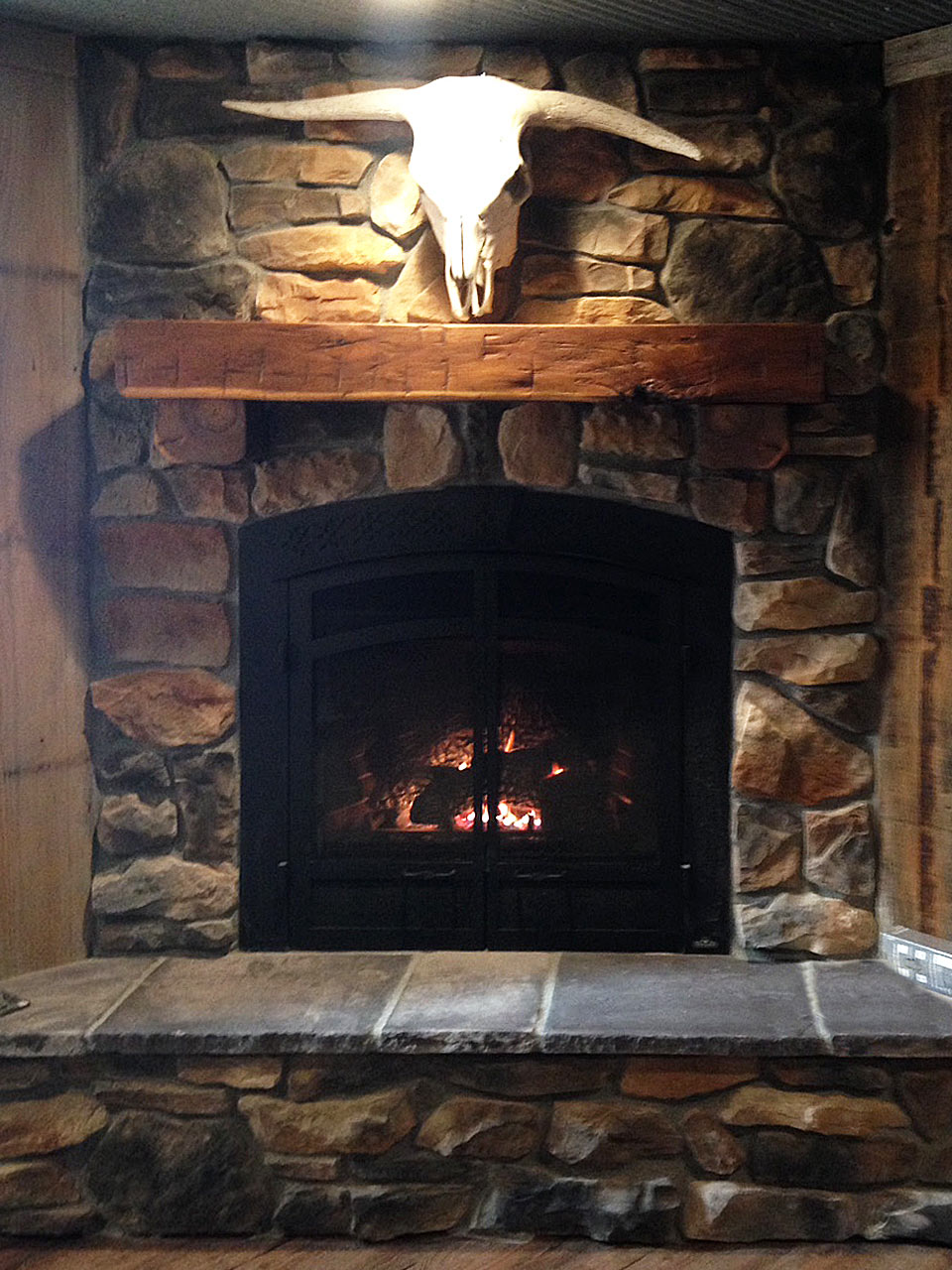 Rustic Fireplace Mantel Photos, Rustic Wooden Fireplace Surrounds